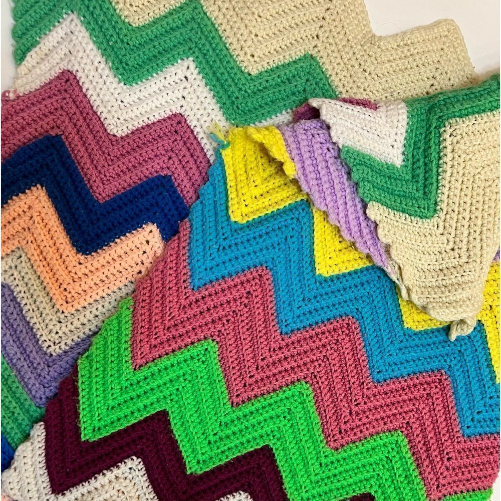 70s Handmade Vibrant Zig Zag Rainbow Scalloped Wavy Edge Crochet Afghan Blanket